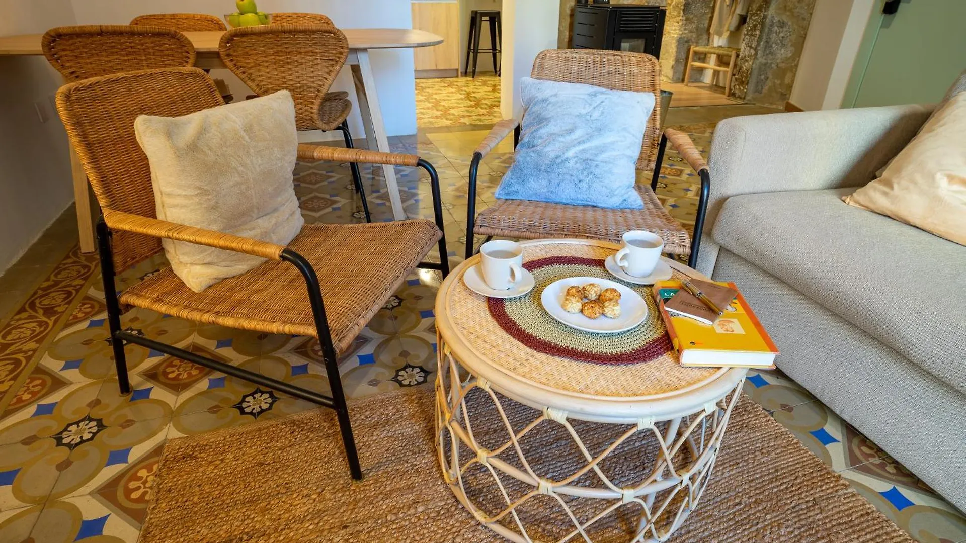 Torroella de Montgrí Empordanna, Apartamento Con Encanto En El Corazon Del Emporda דירה Torroella de Montgrí